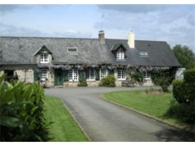 Gite for sale in Gorron (Region Pays de la Loire)