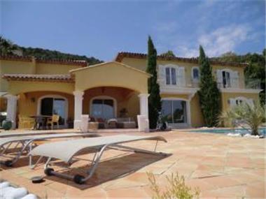 Villa for sale in Grimaud (Provence-Alpes-Cote d'Azur)