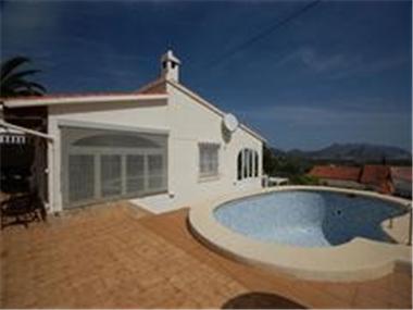 Villa for sale in Orba (Valencia)