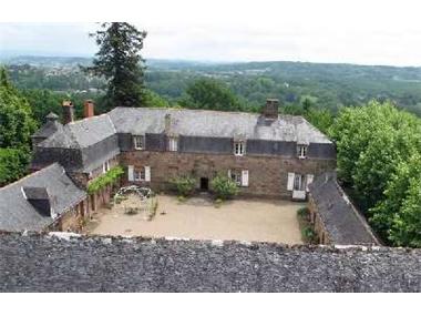 Manoir for sale in Brive-la-Gaillarde (Region Limousin)