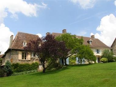Stone House for sale in Pierre-Buffiere (Region Limousin)