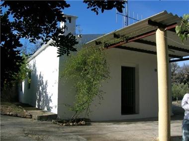 Villa / Detached for sale in Agullent (Valencia)