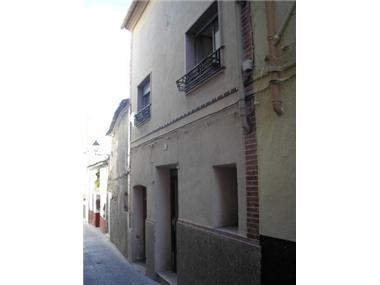 Townhouse for sale in Planes (Valencia)