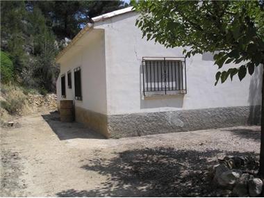 Villa / Detached for sale in Planes (Valencia)