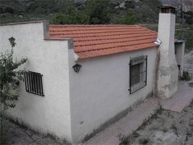 Villa / Detached for sale in Millena (Valencia)