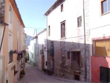 Townhouse for sale in Balones (Valencia)