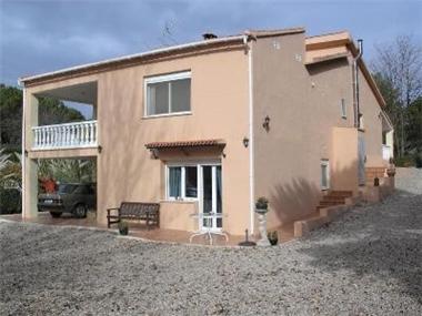 Villa / Detached for sale in Alcoy Town (Valencia)