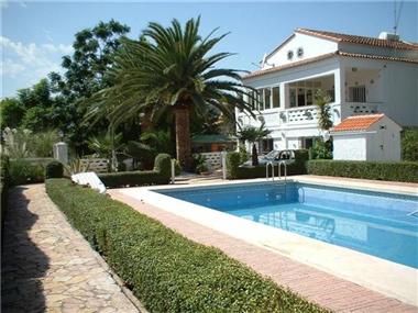 Villa / Detached for sale in Marchuquera (Valencia)