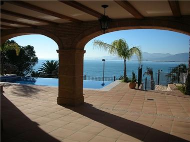 Villa / Detached for sale in Cullera (Valencia)