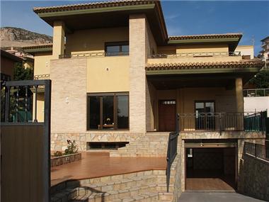 Villa / Detached for sale in Cullera (Valencia)