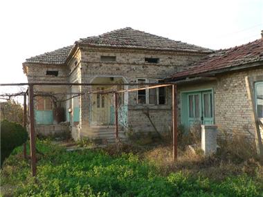 House for sale in Novi Pazar (Shumen)