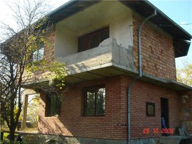 House for sale in Troyan (Lovech)