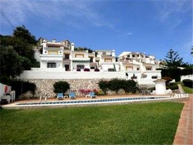 Town House for sale in La Duquesa (Andalucia)