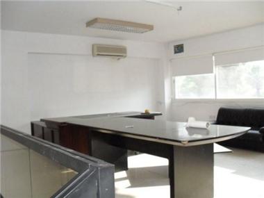 Office for sale in Engomi (Nicosia)