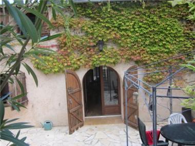 Villa for sale in Auribeau-sur-Siagne (Provence-Alpes-Cote d'Azur)