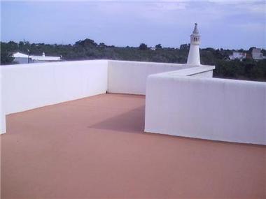 Villa / Townhouse for sale in Moncarapacho (Faro)