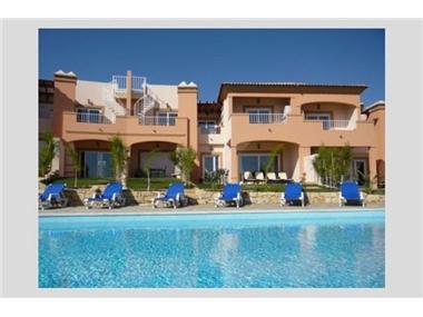 Villa / Townhouse for sale in Atalaia (Faro)