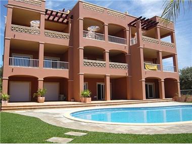 Apartment for sale in Meia Praia (Faro)