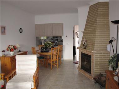 Villa / Townhouse for sale in Almadena (Faro)