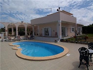 Villa / Townhouse for sale in Vale De Milho Golf (Faro)