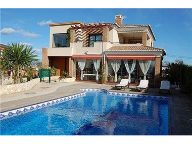 Villa / Townhouse for sale in Atalaia (Faro)