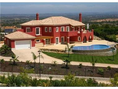 Villa / Townhouse for sale in Funchal (Lisboa)