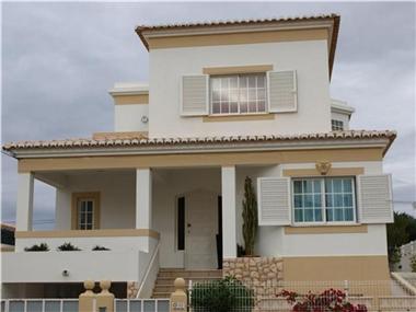 Villa / Townhouse for sale in Penina (Faro)