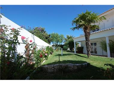 Villa / Townhouse for sale in Atalaia (Faro)
