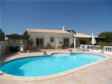 Villa / Townhouse for sale in Ferrel (Faro)