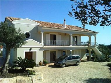 Villa / Townhouse for sale in Vale da Lama (Faro)