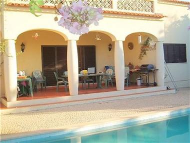 Villa / Townhouse for sale in Urbaniza��o Colinas Verdes (Faro)