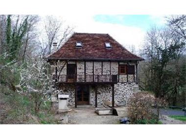 Stone House for sale in Beaulieu-sur-Dordogne (Region Limousin)