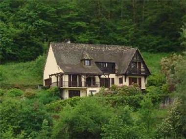 Modern House for sale in Beaulieu-sur-Dordogne (Region Limousin)