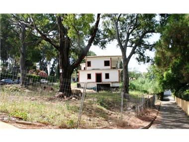 Land/ruins for sale in Guadalmina (Andalucia)