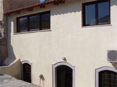 House/villa for sale in Vrahassi (Crete)