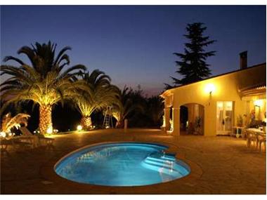 Villa for sale in Mandelieu-la-Napoule (Provence-Alpes-Cote d'Azur)