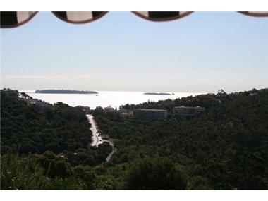 Villa for sale in Mandelieu-la-Napoule (Provence-Alpes-Cote d'Azur)