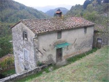 House for sale in Coreglia Antelminelli (Tuscany)