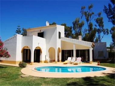 House for sale in Mexilhoeira Grande (Faro)