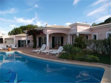 House for sale in Luz