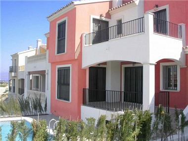 Townhouse for sale in Algorfa (Valencia)
