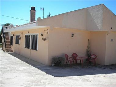 Villa / Detached for sale in Gaianes (Valencia)