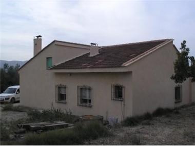 Villa / Detached for sale in Gaianes (Valencia)