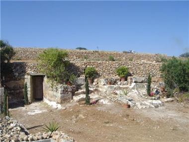 Land for sale in Dingli (Malta)