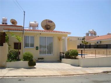 Detached Bungalow for sale in Tala (Paphos)