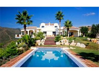Villa for sale in Cancelada (Andalucia)