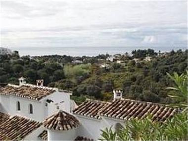 Townhouse for sale in Calahonda (Andalucia)