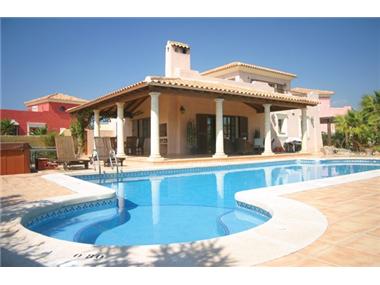 Villa for sale in Almeria (Andalucia)