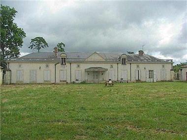 Chateau for sale in Perigueux (Aquitaine)
