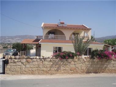 House for sale in Peyia (Paphos)